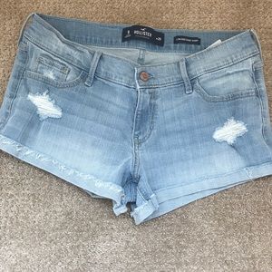 NWOT Hollister Low Rise Shorts sz 9